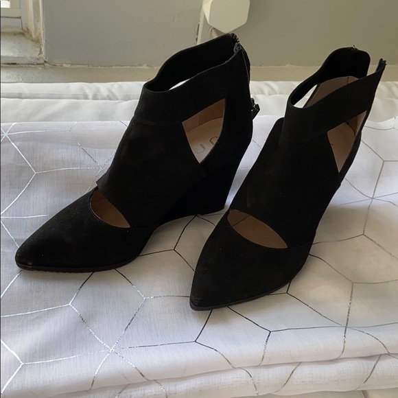 Stunning black shoes - Picture 2 of 2